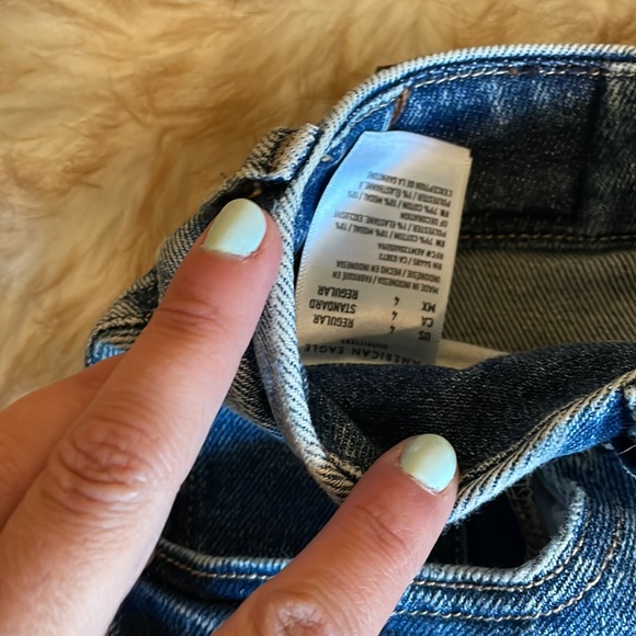 AE distressed mom jeans 4 - Picture 3 of 5